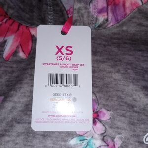 Justice xs 5/6 hoodie / shorts 2 piece Pj set